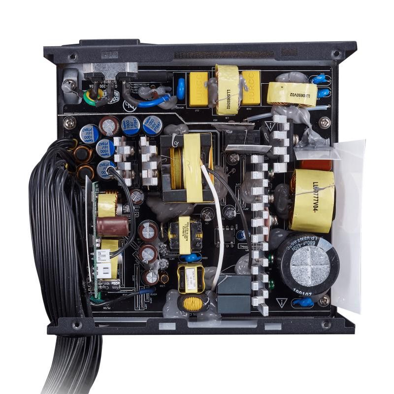 COOLER MASTER MWE 650W V2 ATX 3.1 - 80+ BRONZE - 650 WATTS o · Alimentations · Informat Systems Strasbourg (image 10)